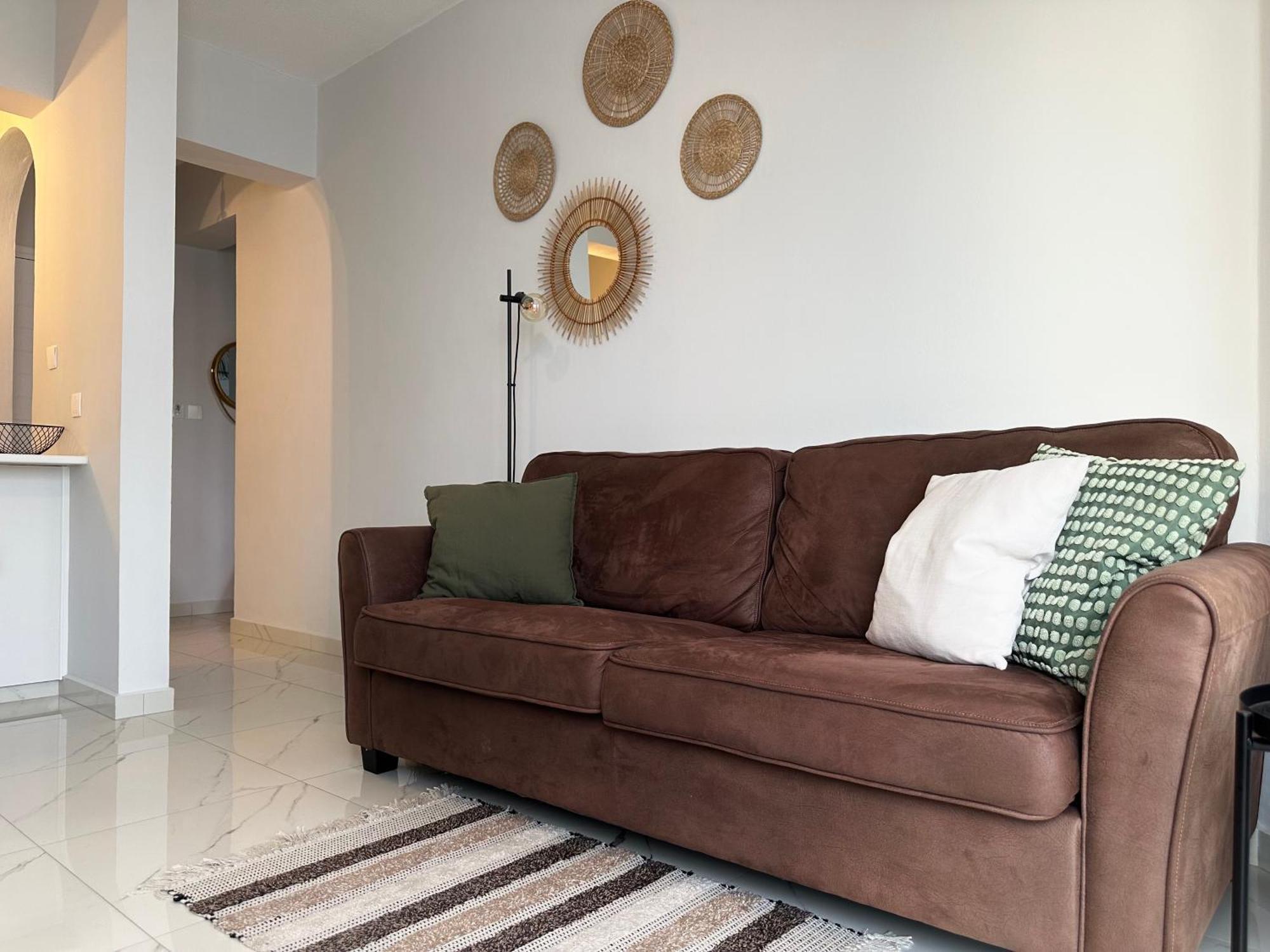 Sea View Apartment Near The Beach Paphos Exterior photo
